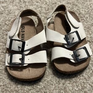 OLD NAVY birkenstock style summer sandals (baby)